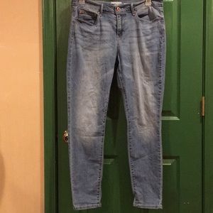 Ladies size 12 Levi’s